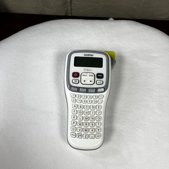 Brother P Touch Label maker with TZ tape - Picture 1 of 5